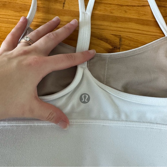 Lululemon Flow Y Bra Long Line Nulu White Sports Bra Size 2 - Picture 4 of 5